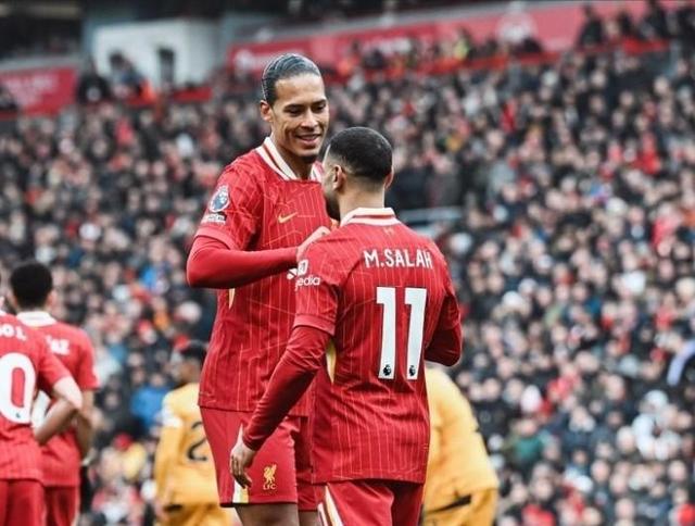 包含热血激情：欧洲足球豪门赛事精彩纷呈的词条